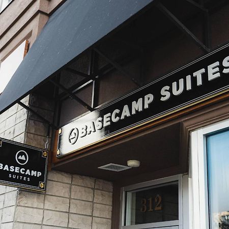Basecamp Suites Banff Buitenkant foto