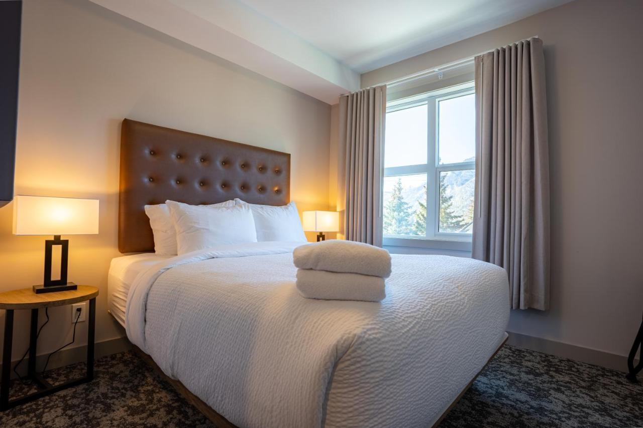 Basecamp Suites Banff Buitenkant foto